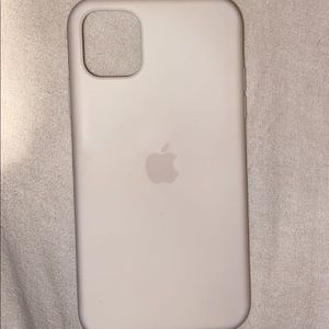 white apple iphone 11 case